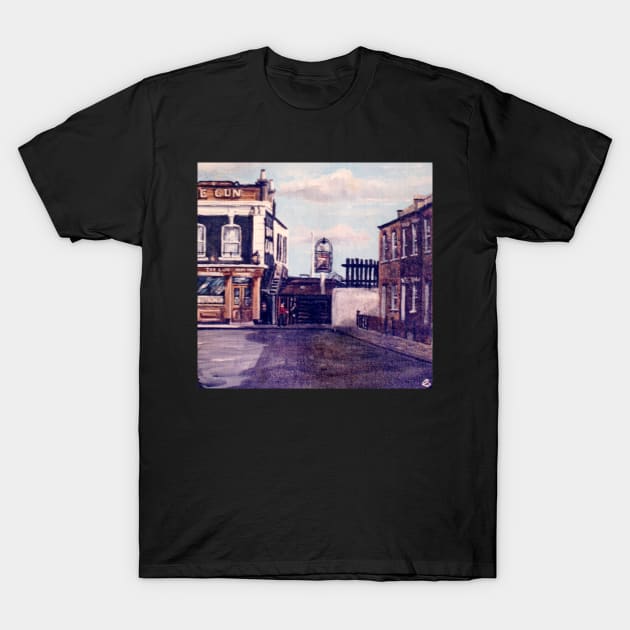 THE GUN PUBLIC HOUSE BLACKWALL LONDON T-Shirt by MackenzieTar